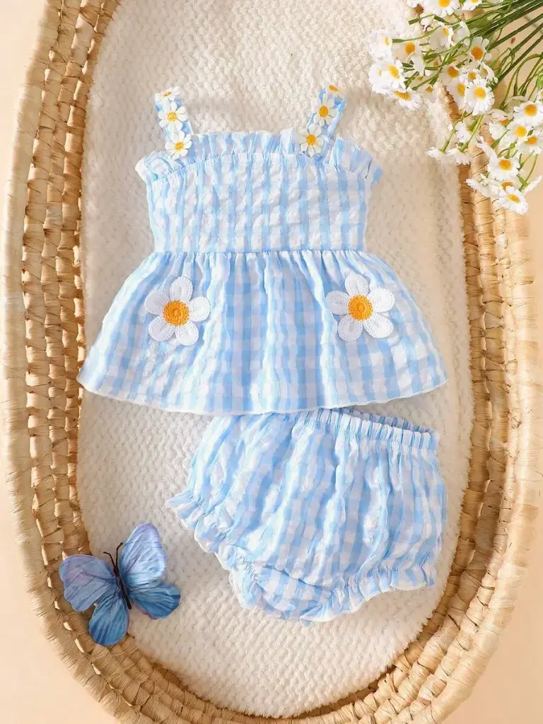 Conjunto de Cuadritos Celestes y Margaritas