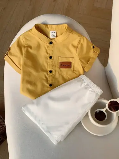 Conjunto de camisa de manga corta y short